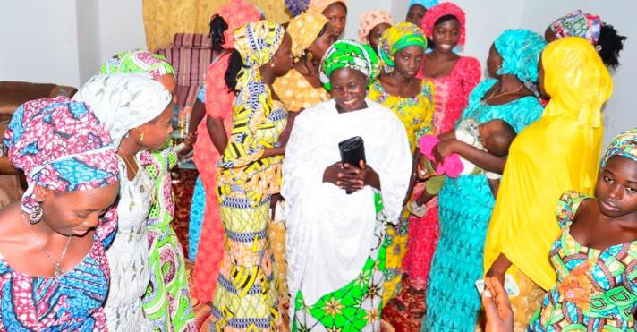 Niñas liberadas de Boko Haram regresan a Chibok 