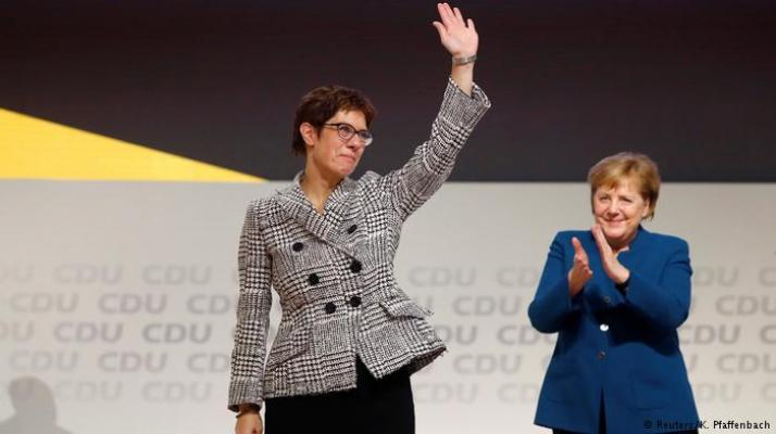 Annegret Kramp-Karrenbauer la mujer que reemplaza a Merkel