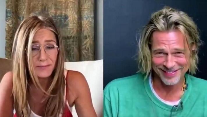 Brad Pitt y Jennifer Aniston en coqueteo solidario