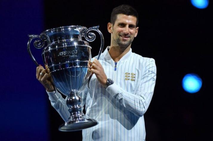 Djokovic recibió el trofeo de Nº 1 del mundo 