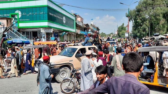 Protestas en Kabul generan caos urbano