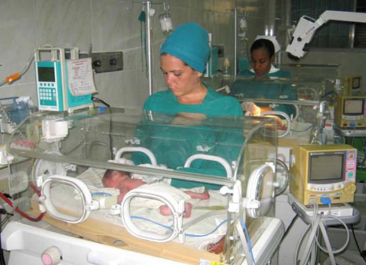 Cuba es el primer país del mundo sin transmisión del VIH/Sida y sífilis de madre a hijo