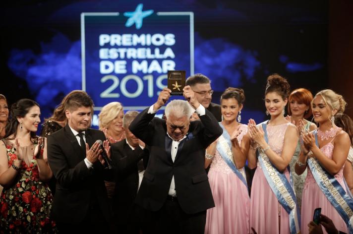 Raúl Lavié recibió el Premios Estrella de Mar de Oro