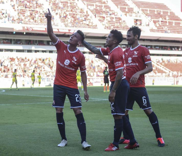 Independiente goleó a Rosario Central