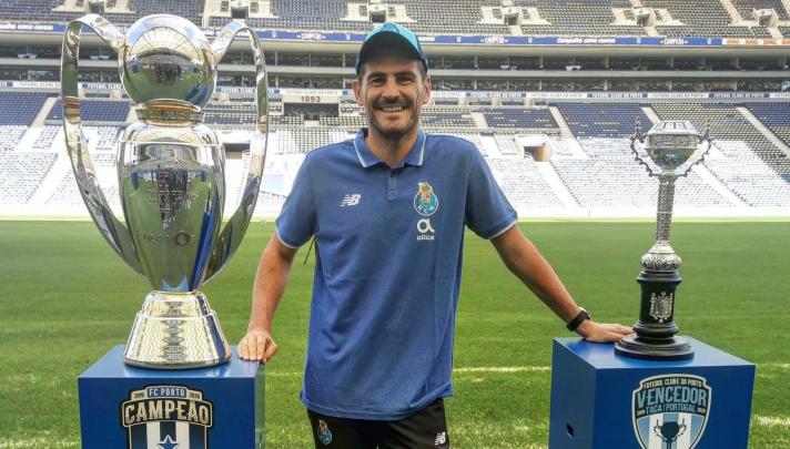Iker Casillas anunció su retirada del fútbol