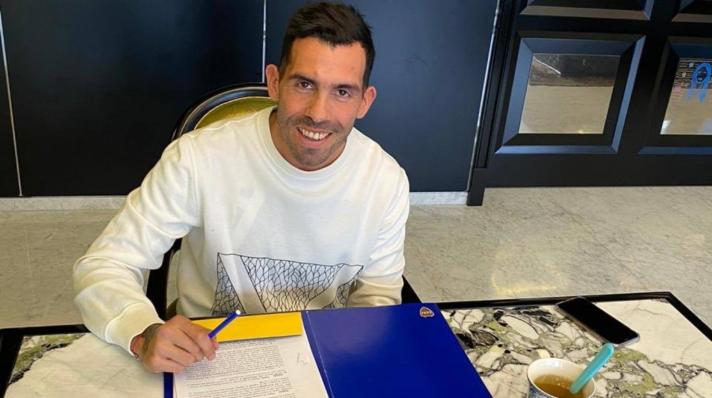 Carlos Tevez firmó su nuevo contrato con Boca