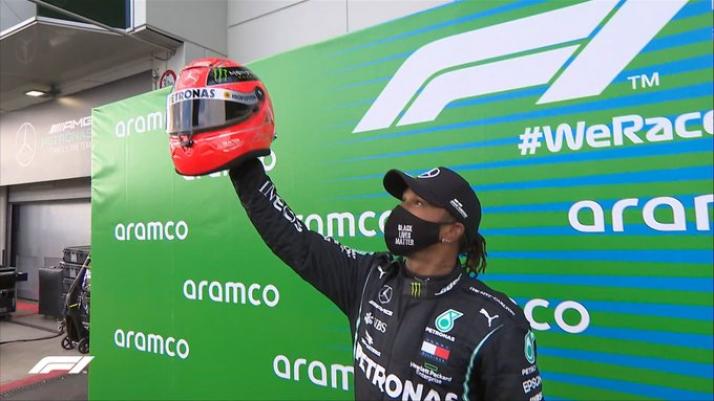 Hamilton hace historia en Nürburgring