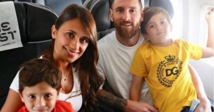 Messi ya llegó a Rosario para celebrar  Navidad en familia