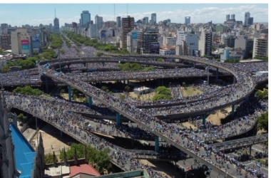 Más de cuatro millones de argentinos en la calle